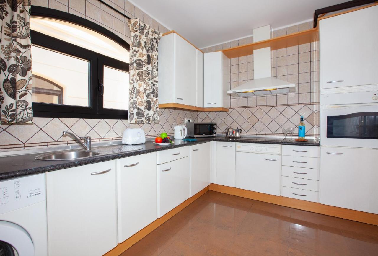Riviera Park, Central 2 Bed Apartment Puerto del Carmen  Eksteriør bilde